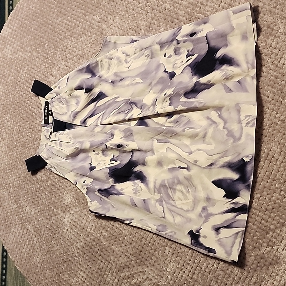 Ellen Tracy sleeveless blouse